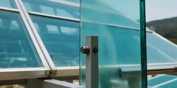 光伏功能粉强化光伏玻璃耐候性